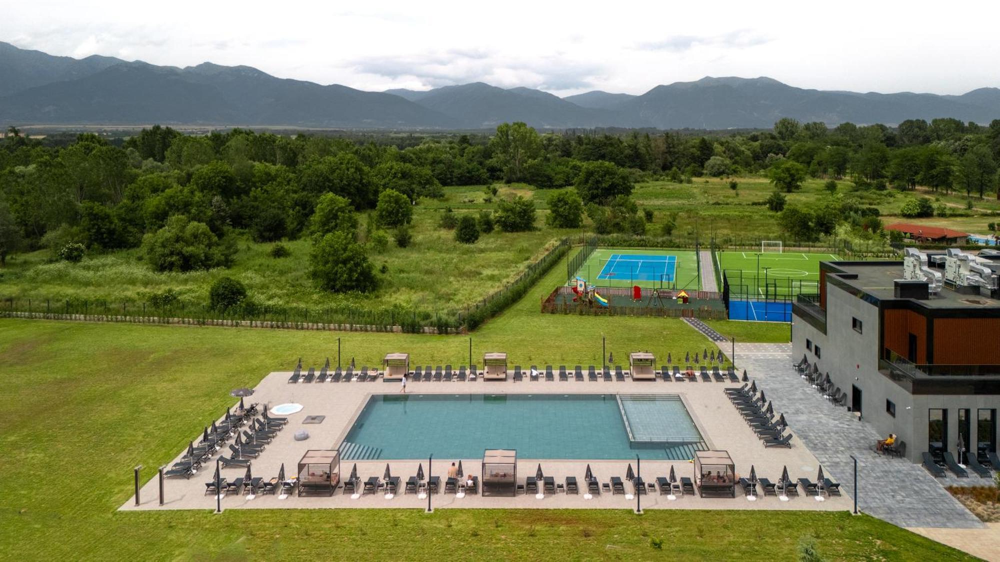 Atmosphere Balneo Hotel & Spa パヴェル・バニャ エクステリア 写真