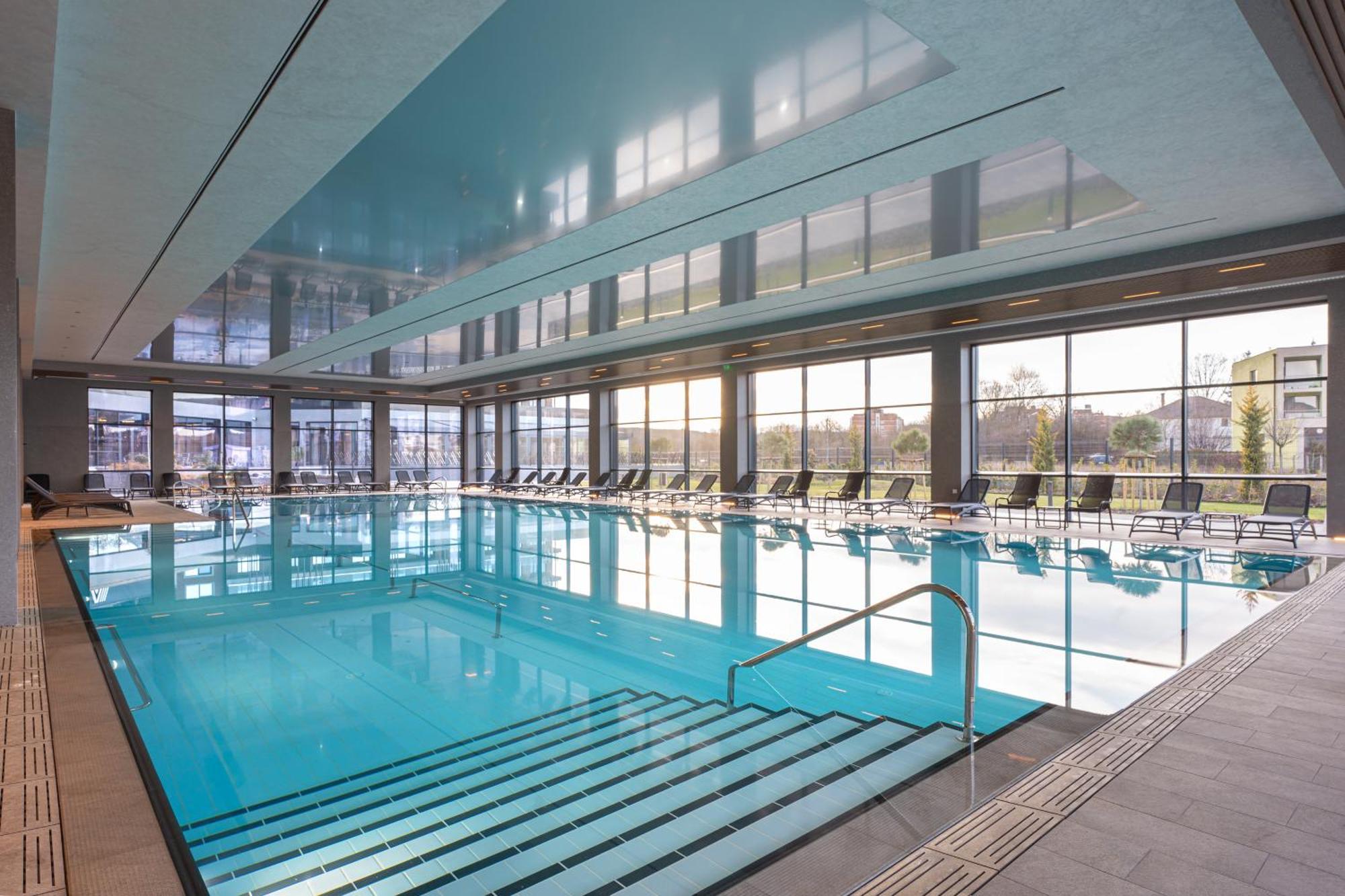 Atmosphere Balneo Hotel & Spa パヴェル・バニャ エクステリア 写真